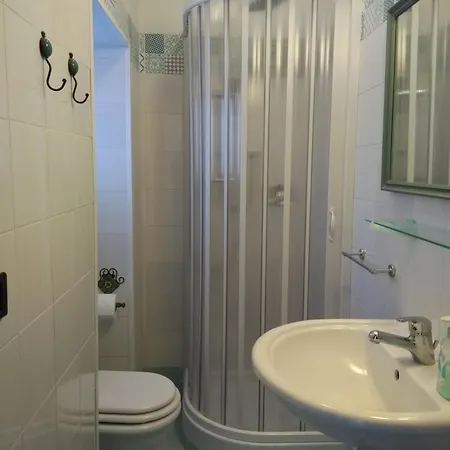 Le Buche Casa Storica Canino