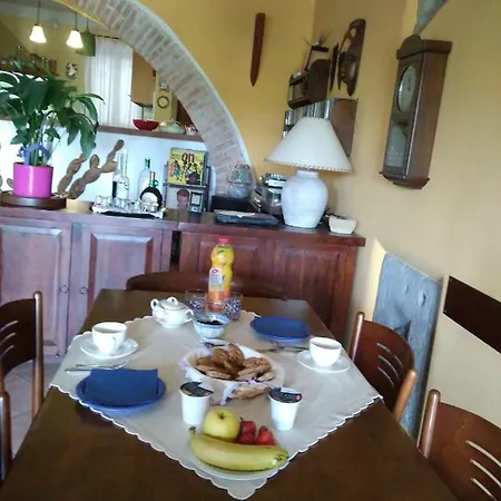 לינה וארוחת בוקר Le Buche Casa Storica Canino